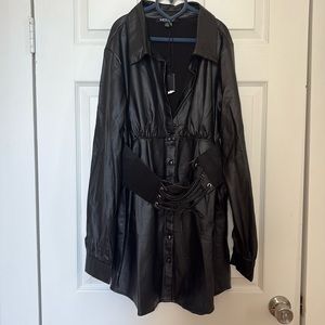 Modern black dress
New with tag 
100% synthetic fabric